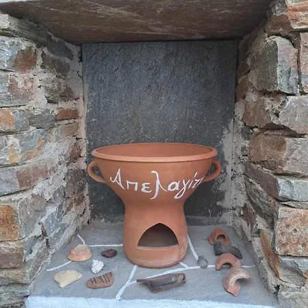 Apelagitis 3 Apartman *